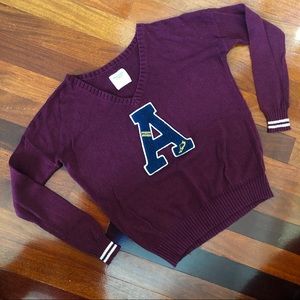 A&F Maroon Crew V-Neck Appliqué Logo Sweater
